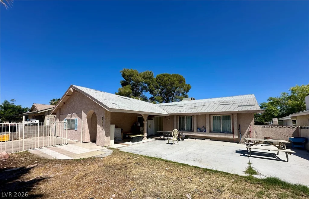 5316 Palmyra, Las Vegas, NV 89146