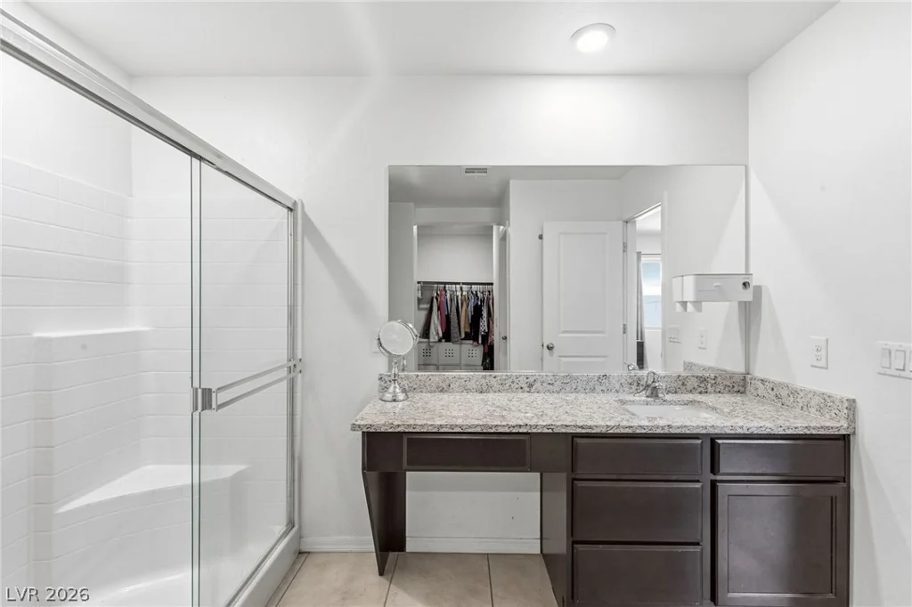 1869 Crystal Meadow, Las Vegas, NV 89115