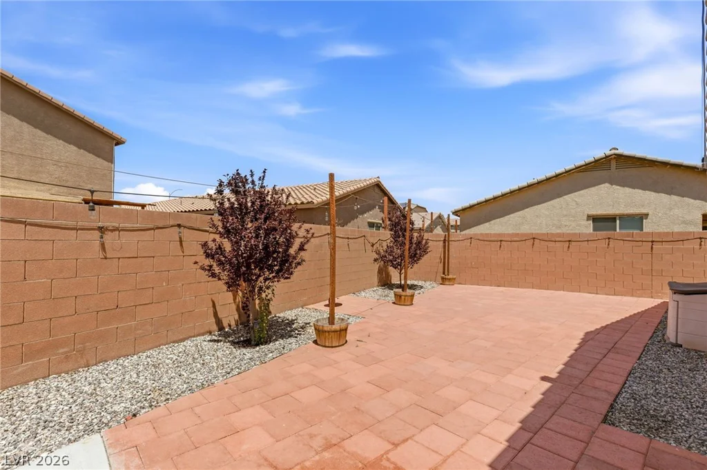 1869 Crystal Meadow, Las Vegas, NV 89115
