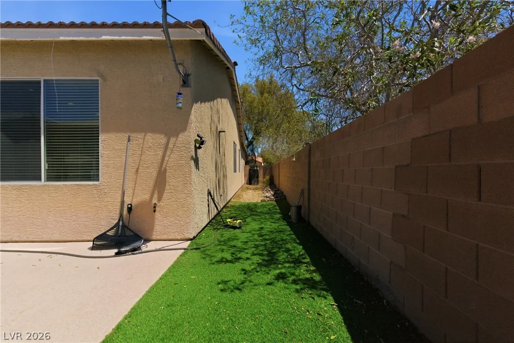 1505 Barrington Oaks, North Las Vegas, NV 89084