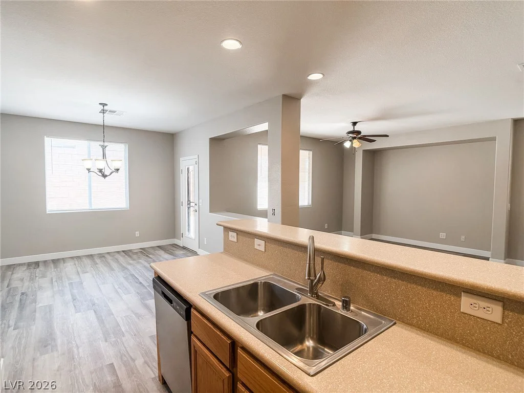 9082 Wine Cellar, Las Vegas, NV 89148
