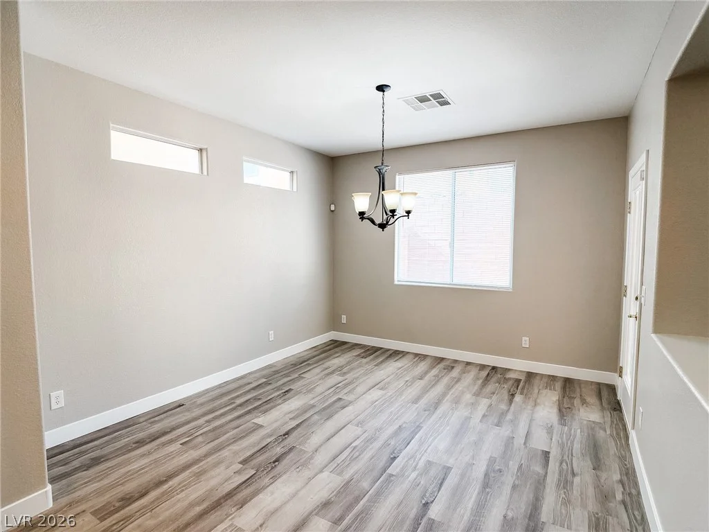 9082 Wine Cellar, Las Vegas, NV 89148