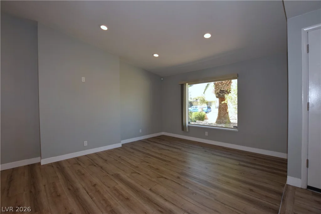 6291 Brea, Las Vegas, NV 89118
