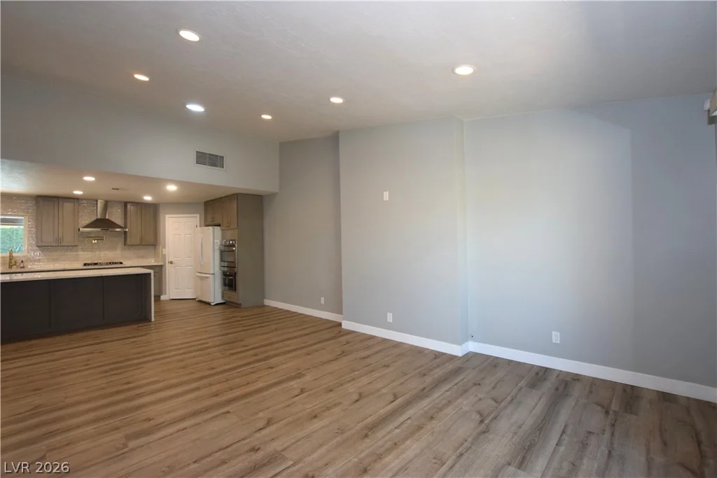 6291 Brea, Las Vegas, NV 89118