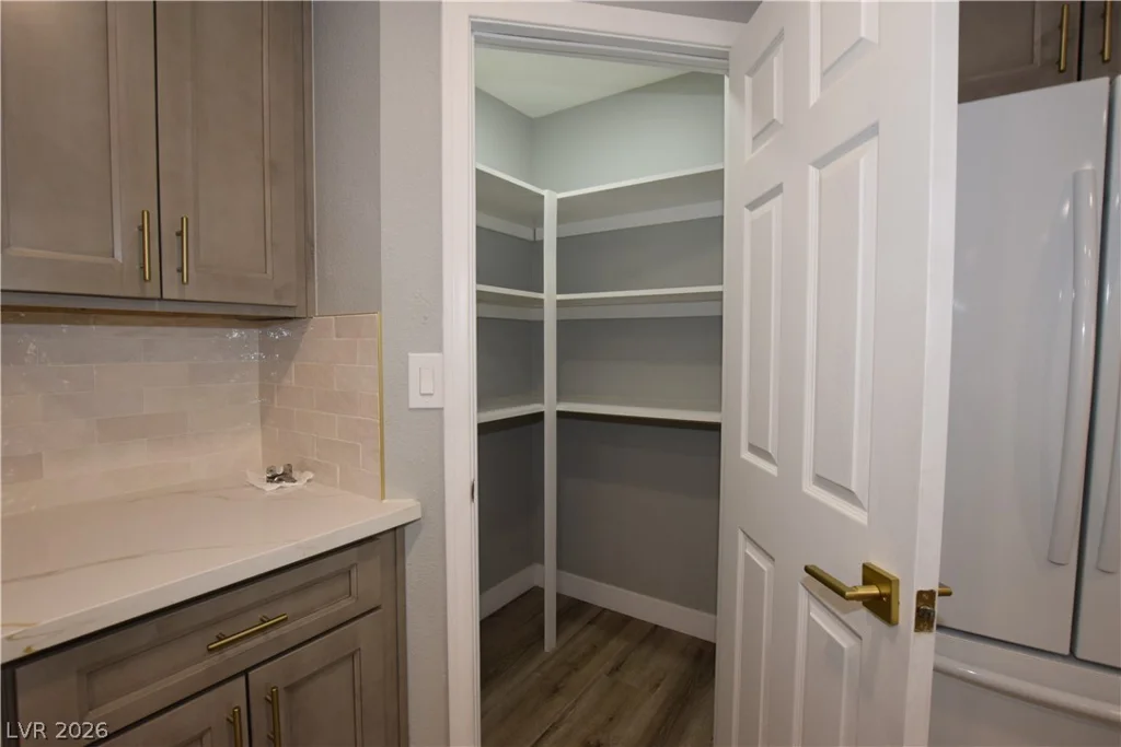 6291 Brea, Las Vegas, NV 89118
