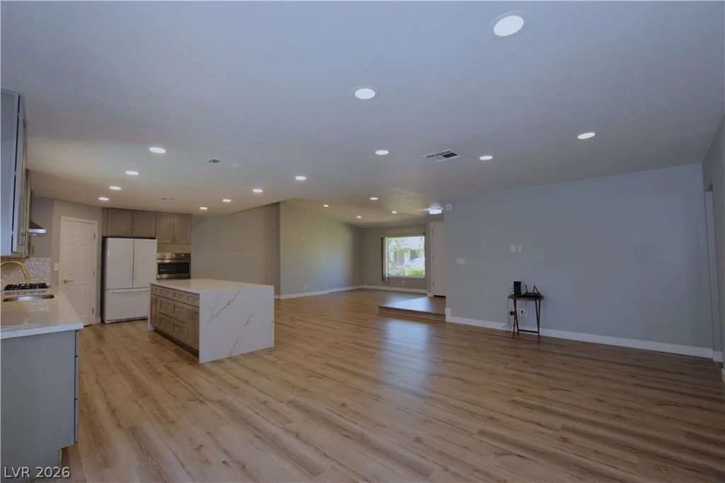 6291 Brea, Las Vegas, NV 89118