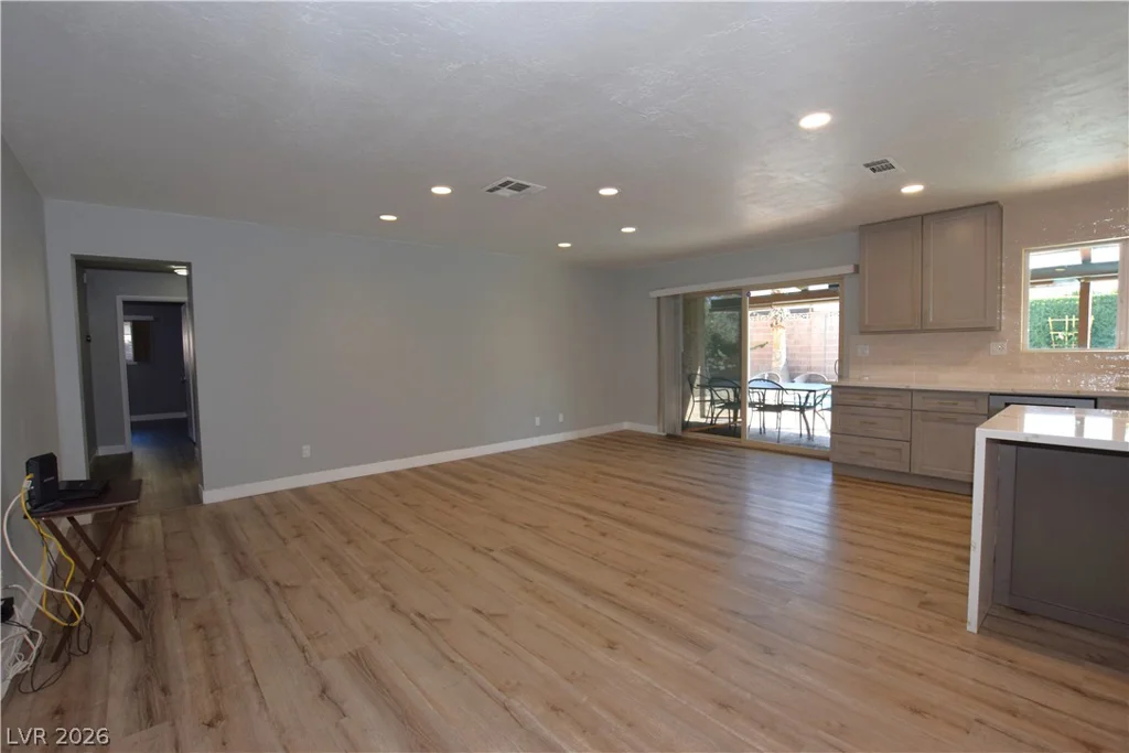 6291 Brea, Las Vegas, NV 89118