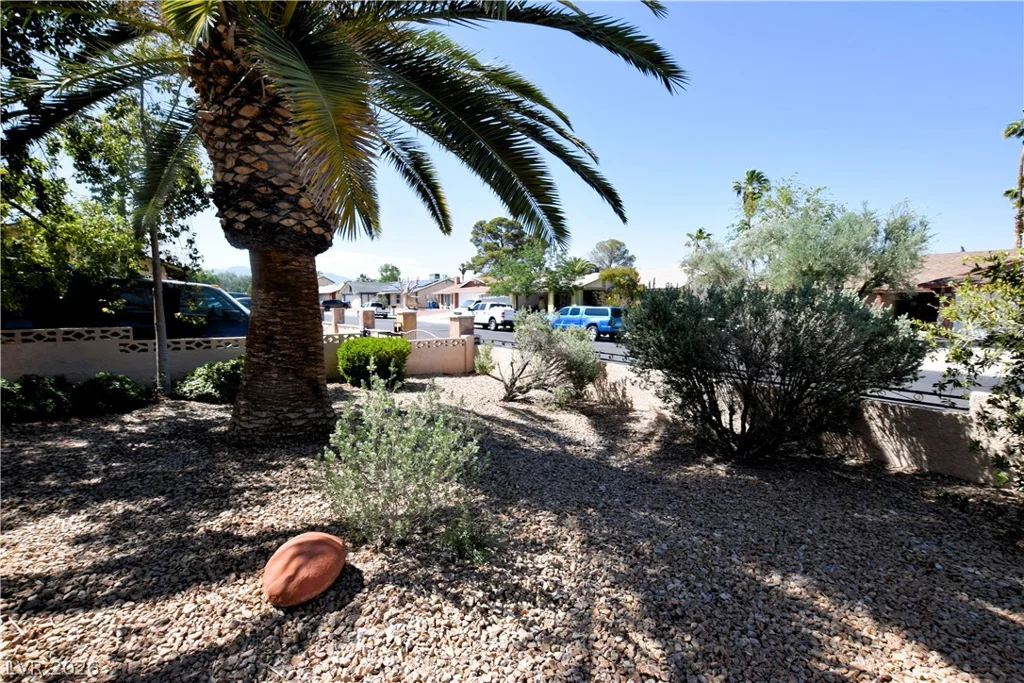 6291 Brea, Las Vegas, NV 89118