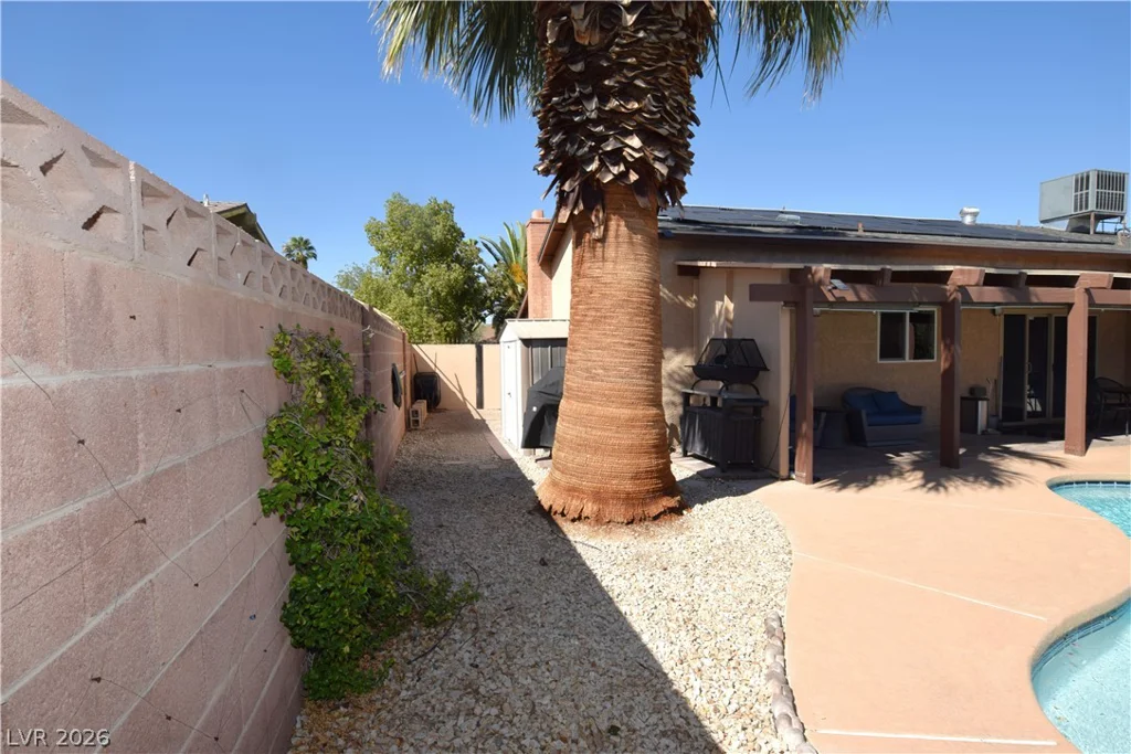 6291 Brea, Las Vegas, NV 89118