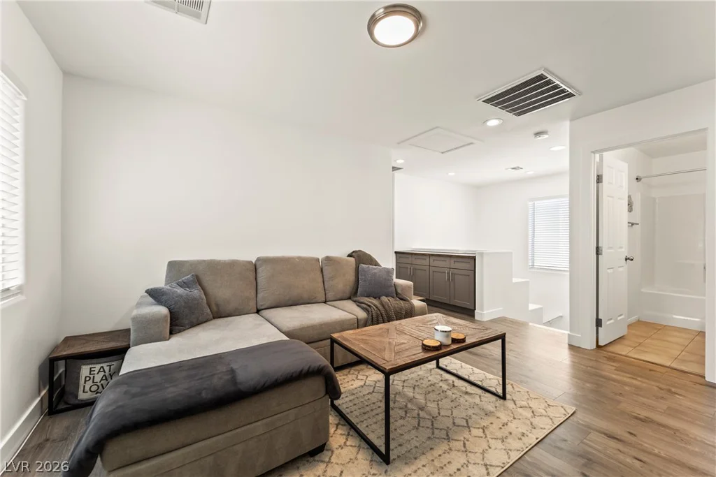 6156 Pacific Dogwood, Las Vegas, NV 89139