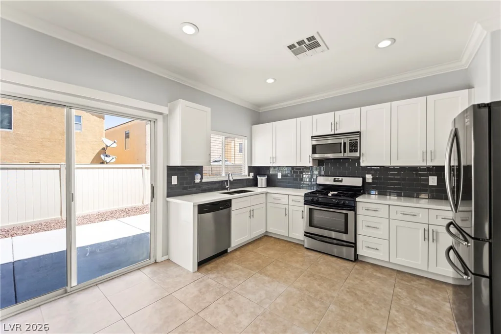 6156 Pacific Dogwood, Las Vegas, NV 89139
