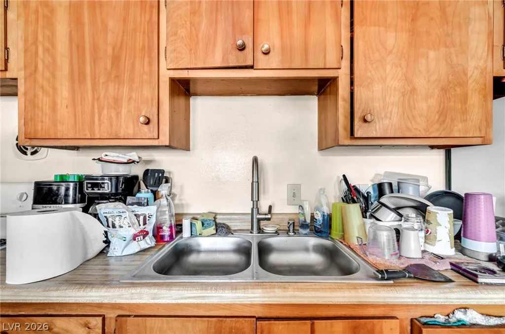 3719 Hazelwood, Las Vegas, NV 89119