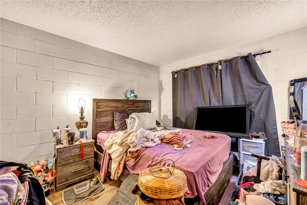 3719 Hazelwood, Las Vegas, NV 89119
