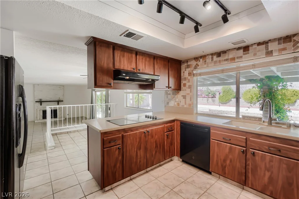 1908 Piccolo, Las Vegas, NV 89146