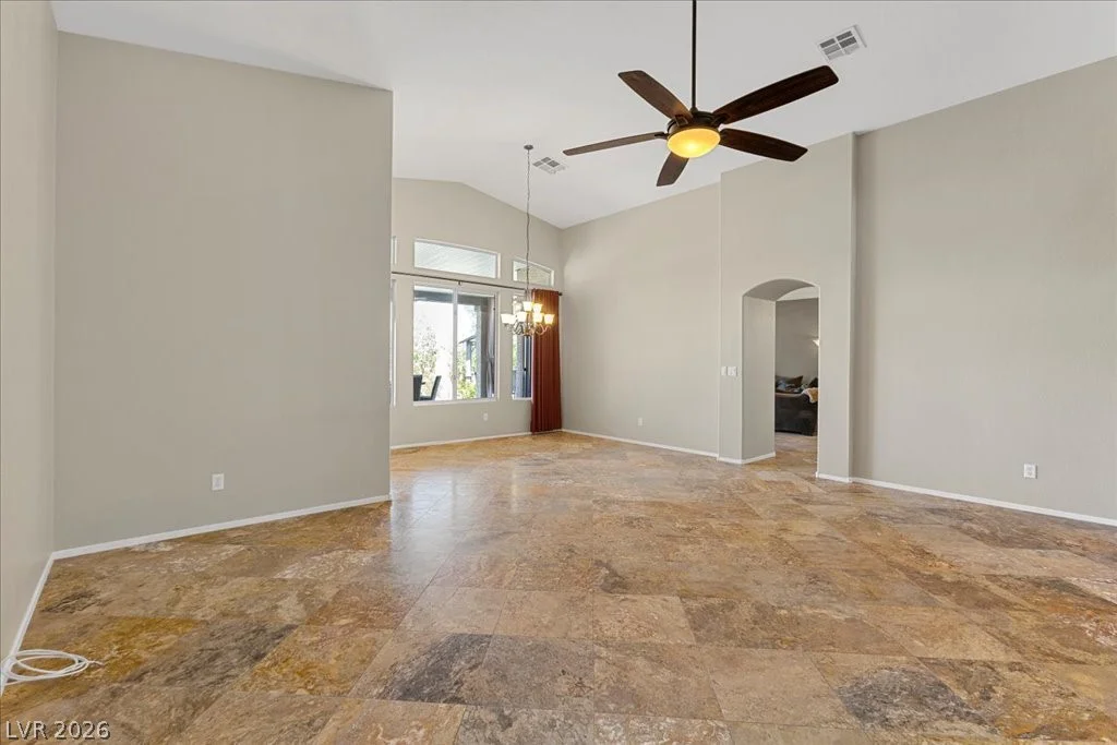 284 Ben Johnson, Las Vegas, NV 89183