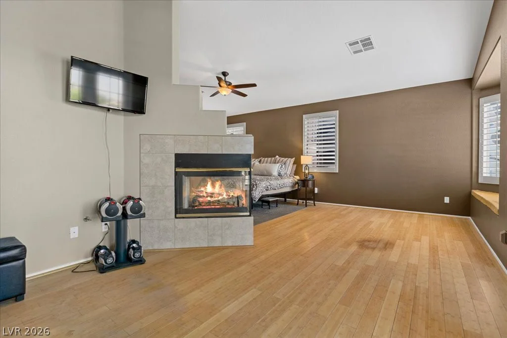 284 Ben Johnson, Las Vegas, NV 89183