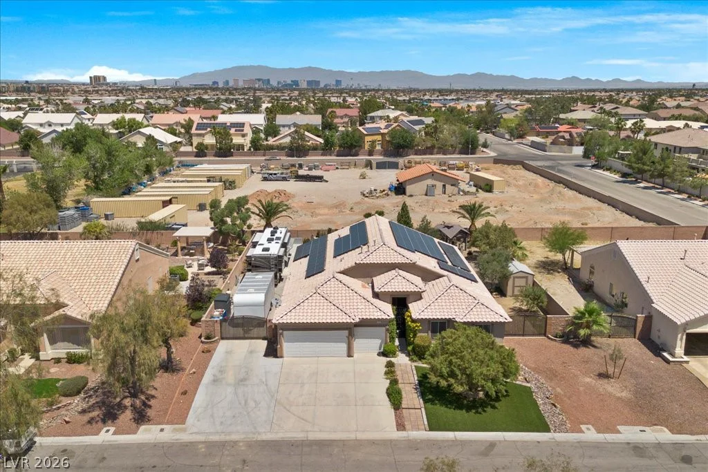284 Ben Johnson, Las Vegas, NV 89183