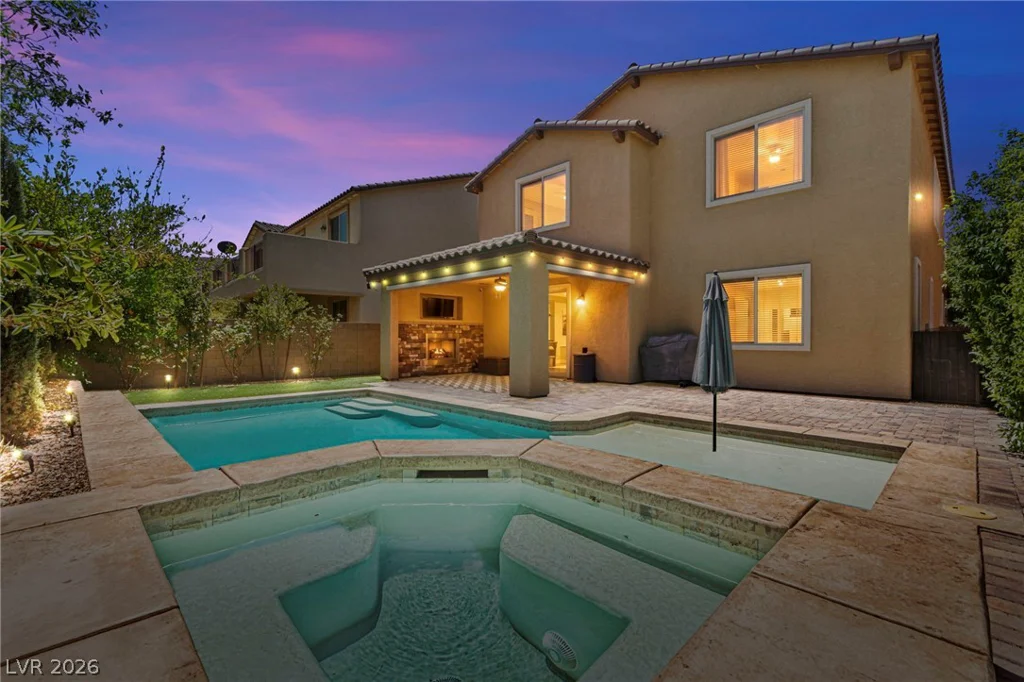 12222 Kings Eagle, Las Vegas, NV 89141