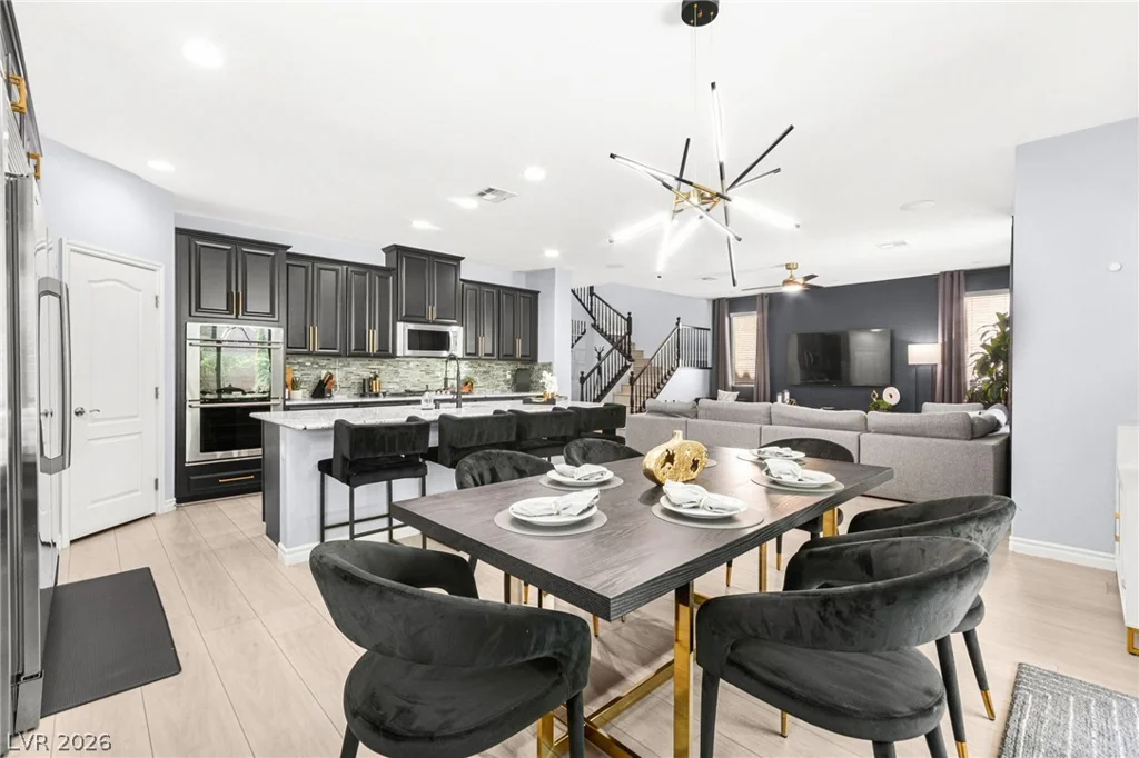 12222 Kings Eagle, Las Vegas, NV 89141