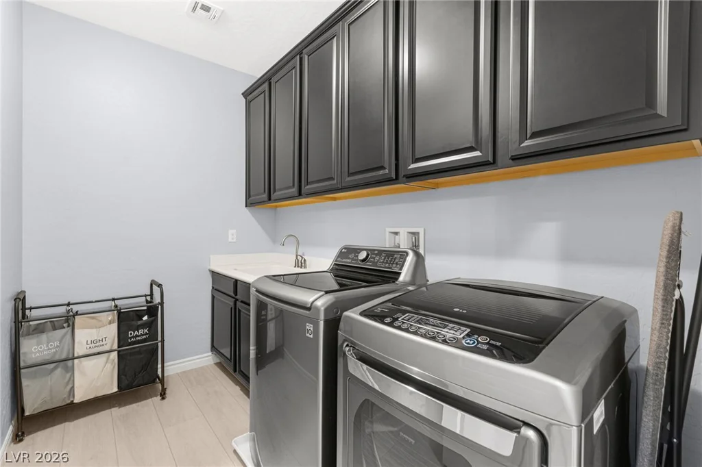 12222 Kings Eagle, Las Vegas, NV 89141