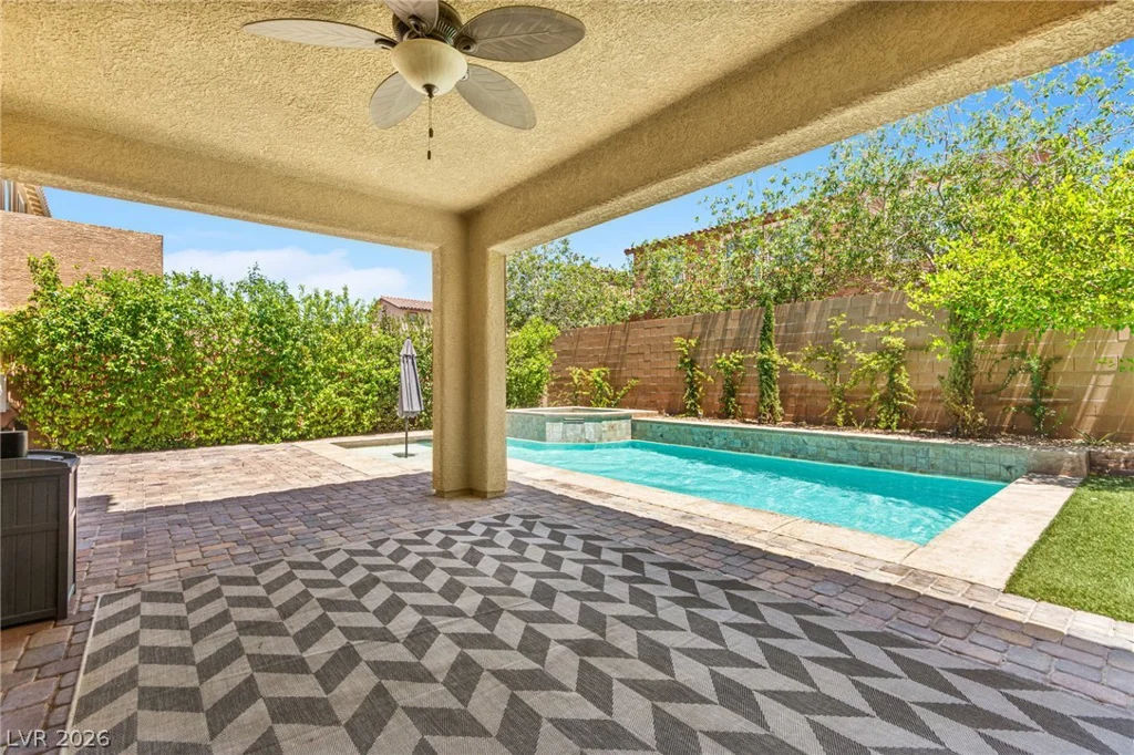 12222 Kings Eagle, Las Vegas, NV 89141