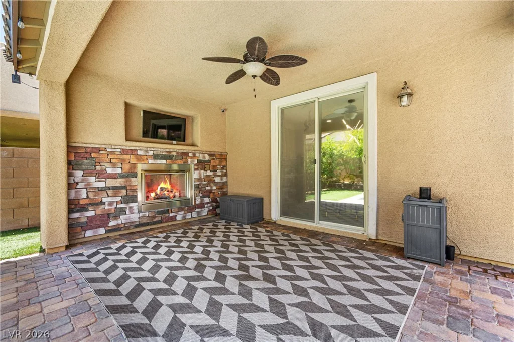 12222 Kings Eagle, Las Vegas, NV 89141