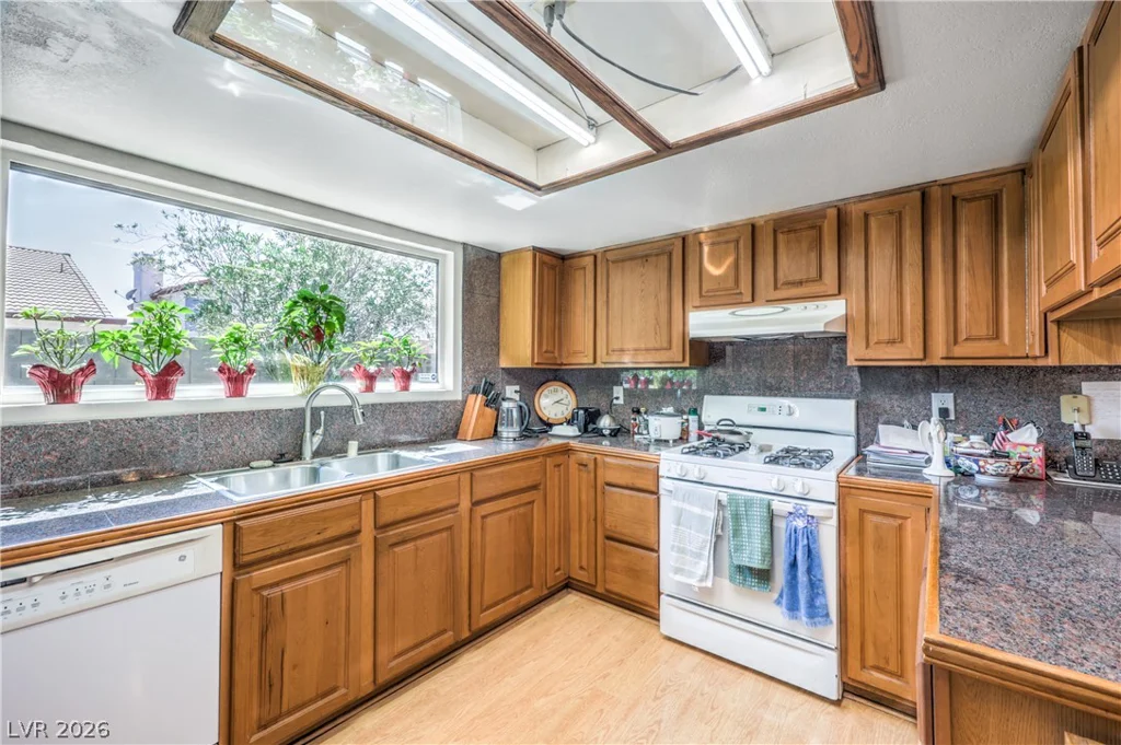 515 Battle Mountain, Las Vegas, NV 89110