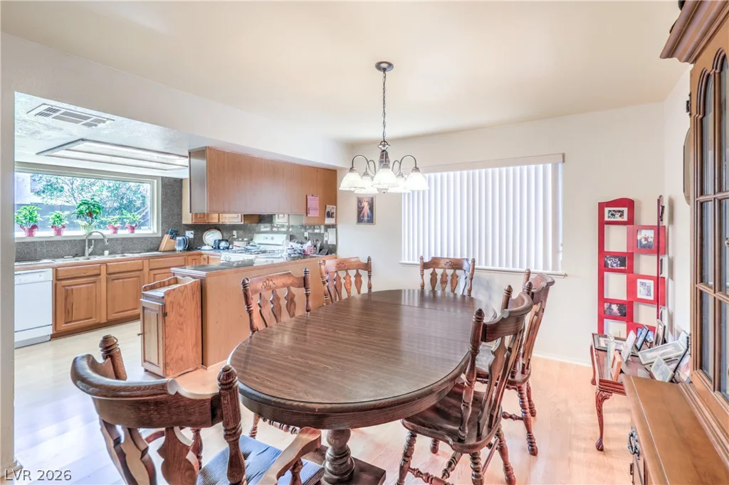 515 Battle Mountain, Las Vegas, NV 89110