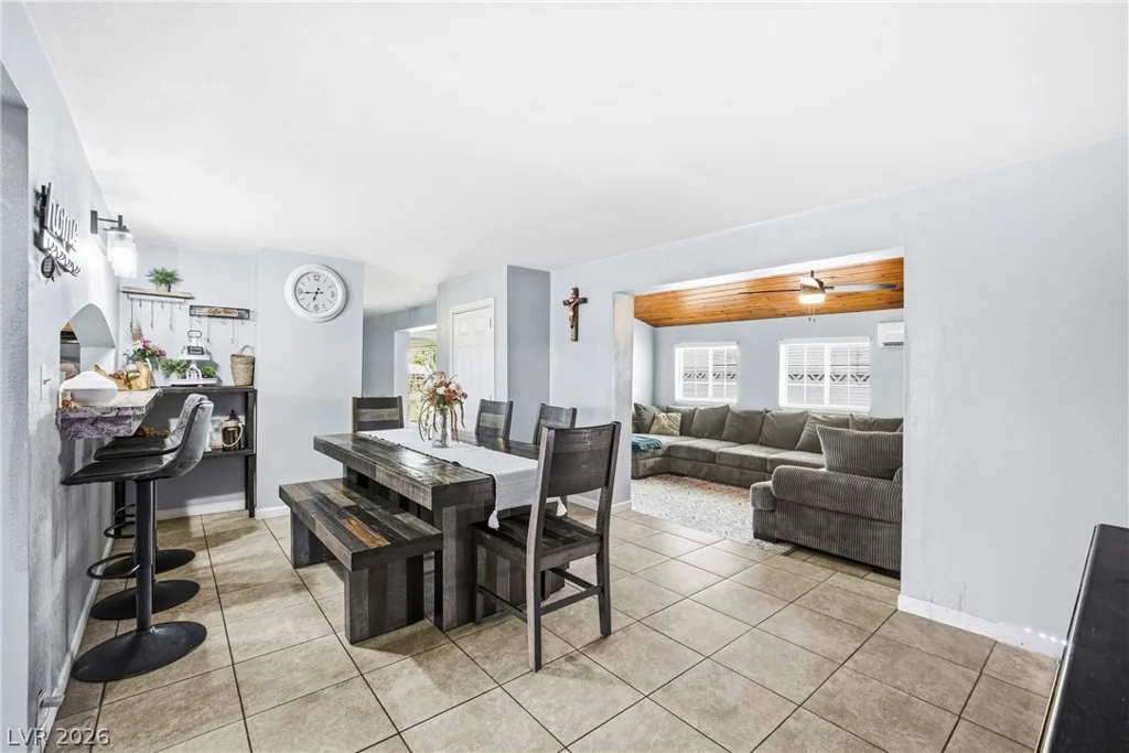 3516 Cactus Springs, Las Vegas, NV 89115