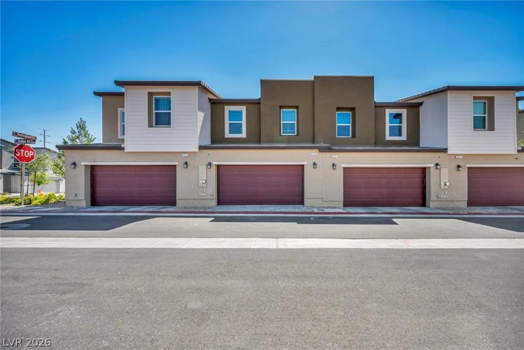 6956 Stratham Hill, Las Vegas, NV 89166
