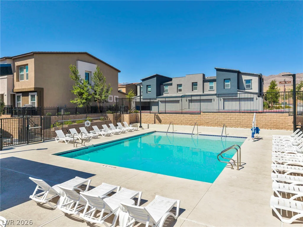 6956 Stratham Hill, Las Vegas, NV 89166