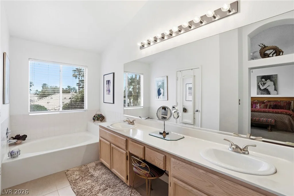 5432 Desert Valley, Las Vegas, NV 89149
