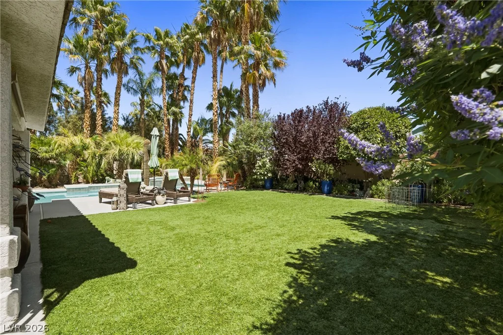 5432 Desert Valley, Las Vegas, NV 89149