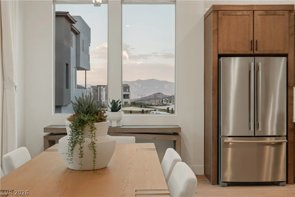 1543 Stone Perch, Las Vegas, NV 89138