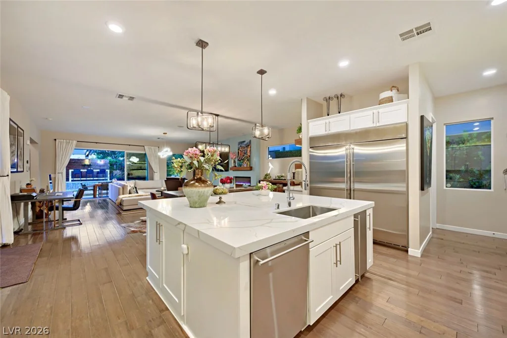 10313 Jade Point, Las Vegas, NV 89135