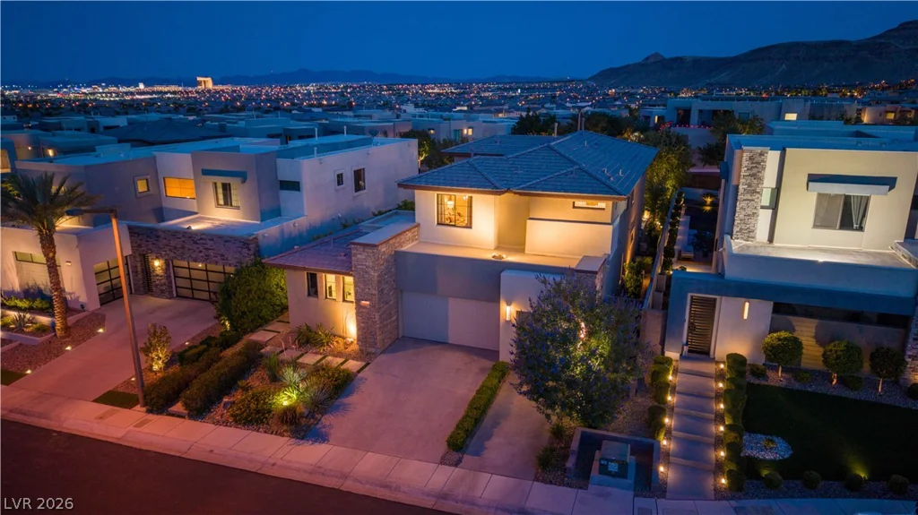 10313 Jade Point, Las Vegas, NV 89135
