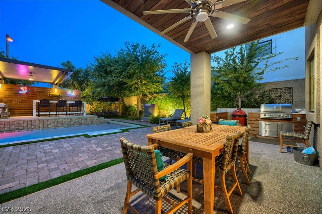10313 Jade Point, Las Vegas, NV 89135