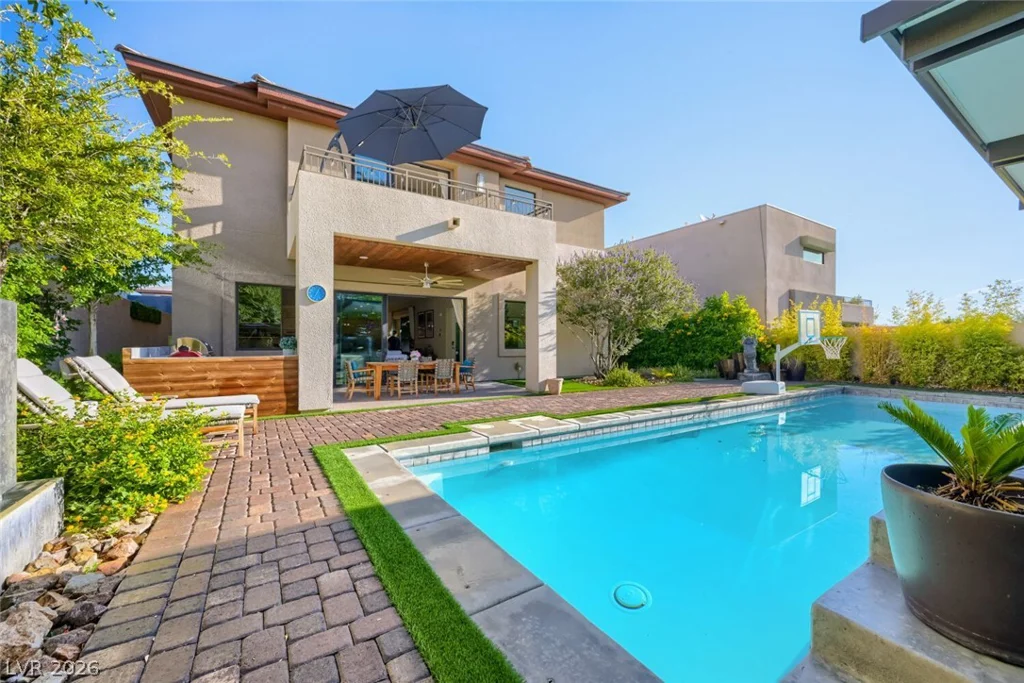10313 Jade Point, Las Vegas, NV 89135