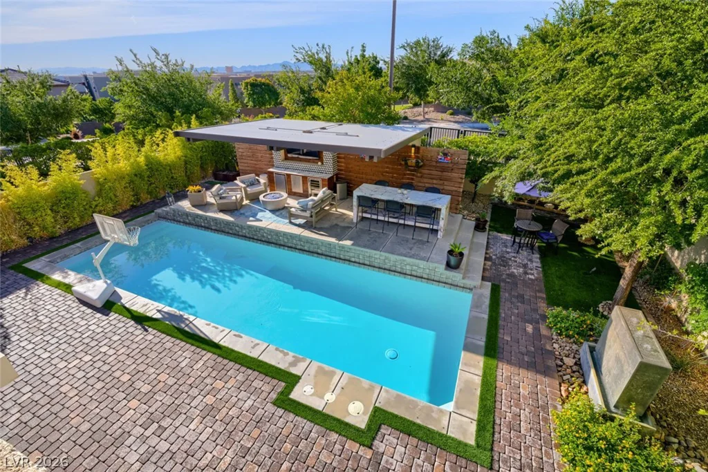 10313 Jade Point, Las Vegas, NV 89135