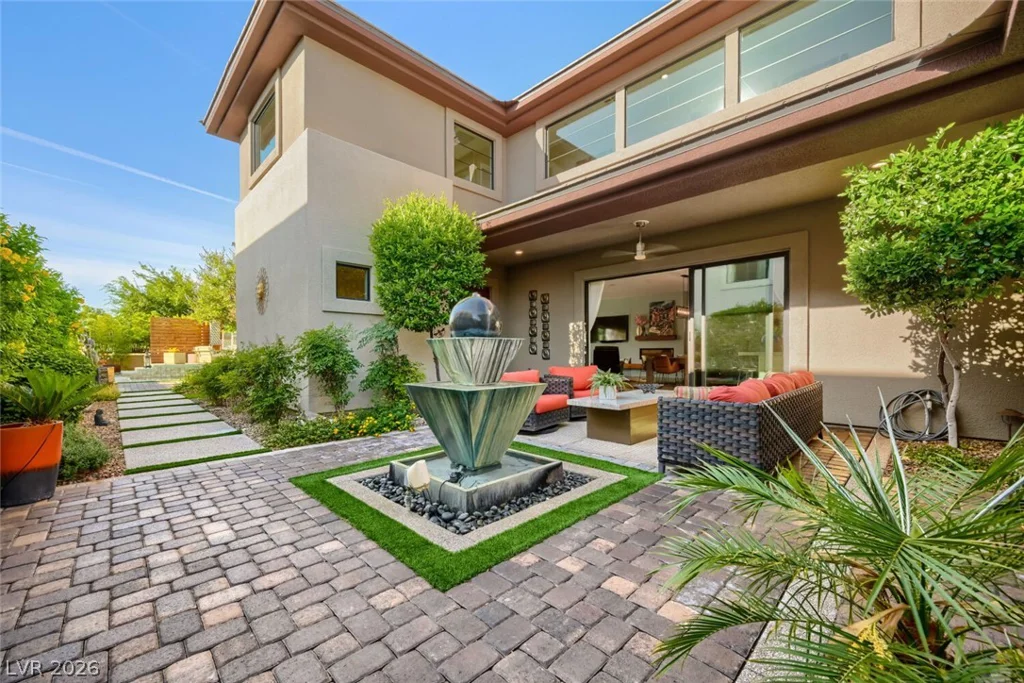 10313 Jade Point, Las Vegas, NV 89135