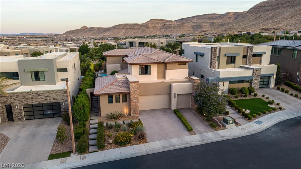 10313 Jade Point, Las Vegas, NV 89135