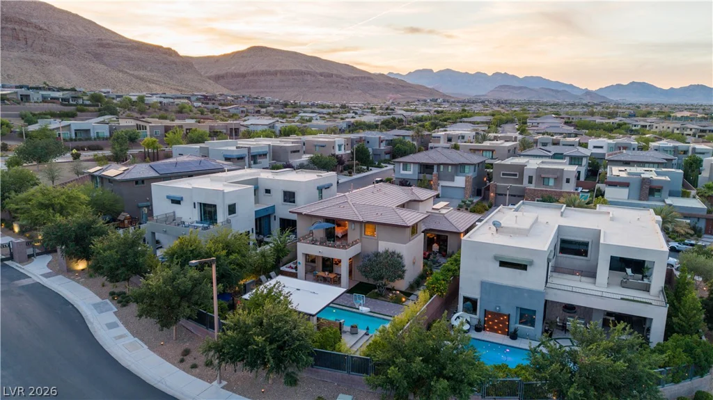 10313 Jade Point, Las Vegas, NV 89135