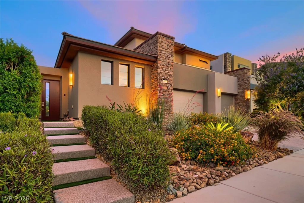 10313 Jade Point, Las Vegas, NV 89135