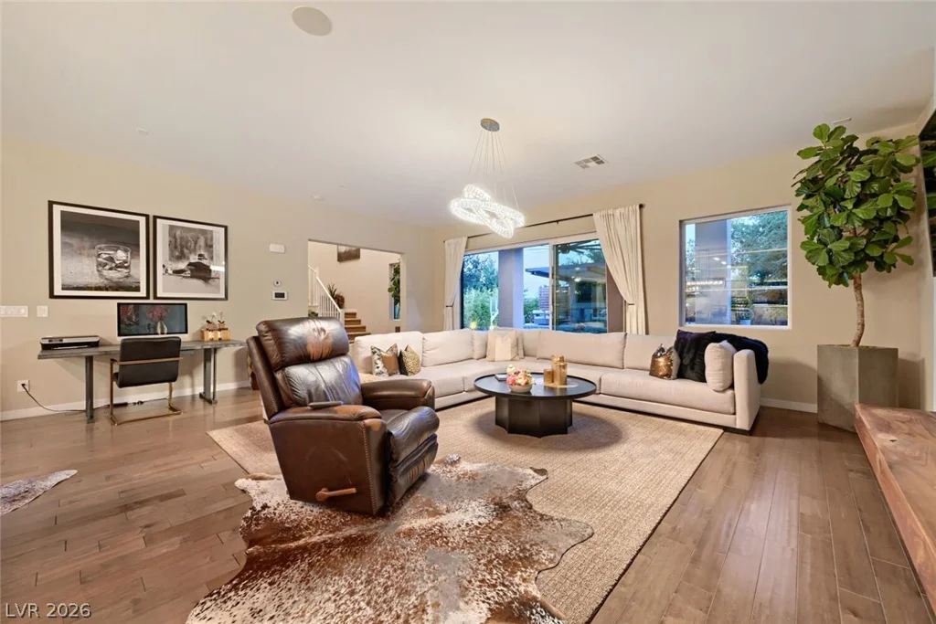 10313 Jade Point, Las Vegas, NV 89135