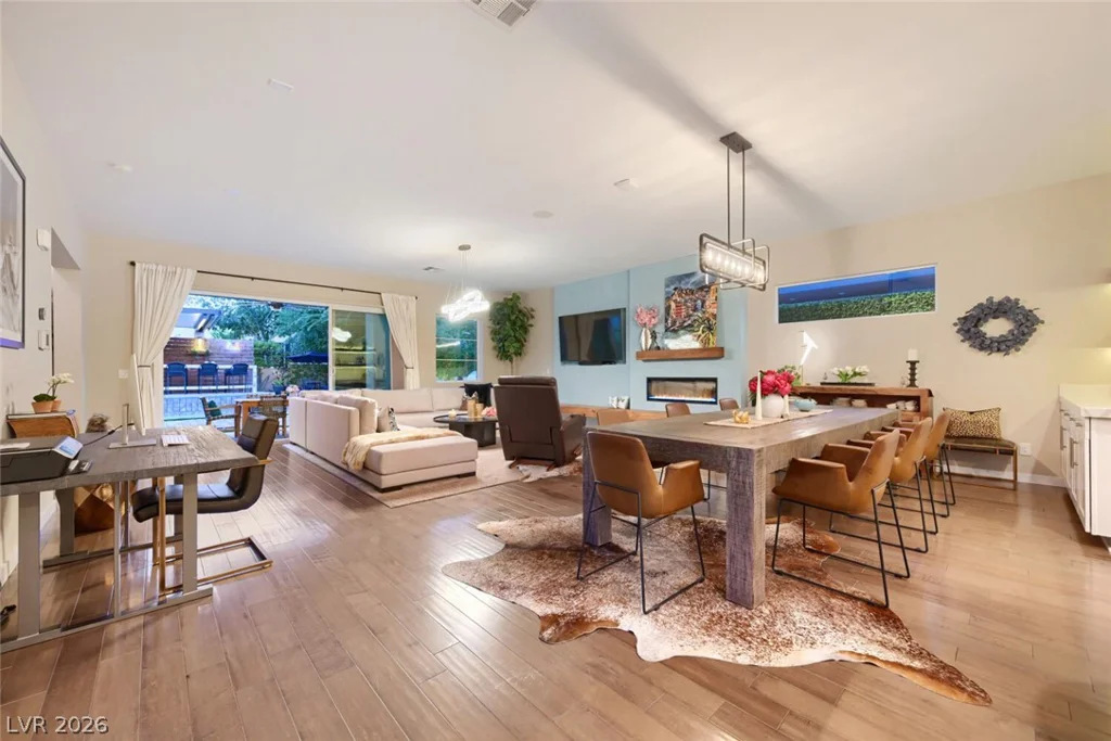 10313 Jade Point, Las Vegas, NV 89135