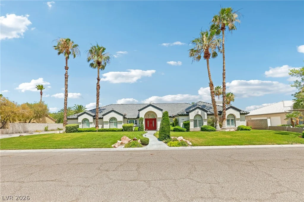 1700 Charles Lam, Las Vegas, NV 89117