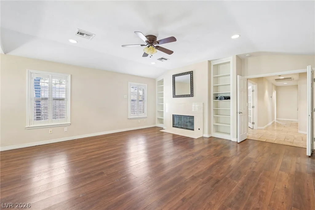1700 Charles Lam, Las Vegas, NV 89117