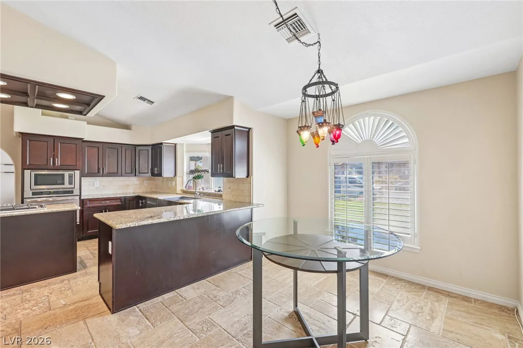 1700 Charles Lam, Las Vegas, NV 89117
