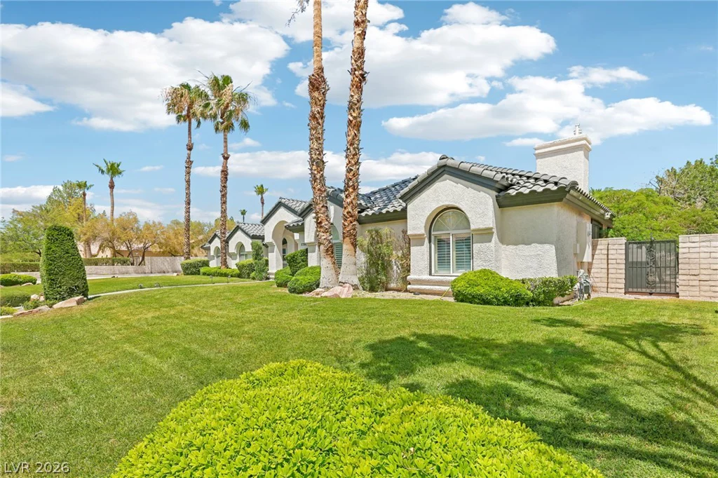 1700 Charles Lam, Las Vegas, NV 89117