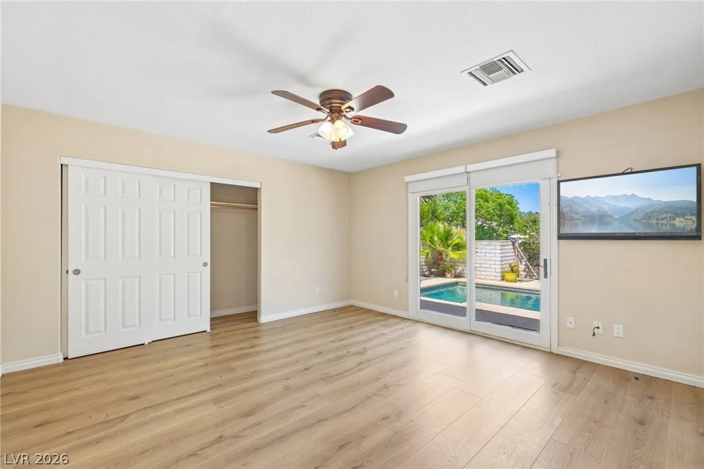 1700 Charles Lam, Las Vegas, NV 89117